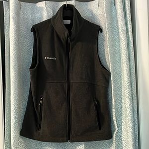 Columbia vest